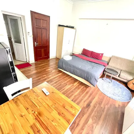 1342 Bedroom Apt Chilling View Spacious Balcony Close Ho Tay Full Sunlight Hanoi Exterior photo