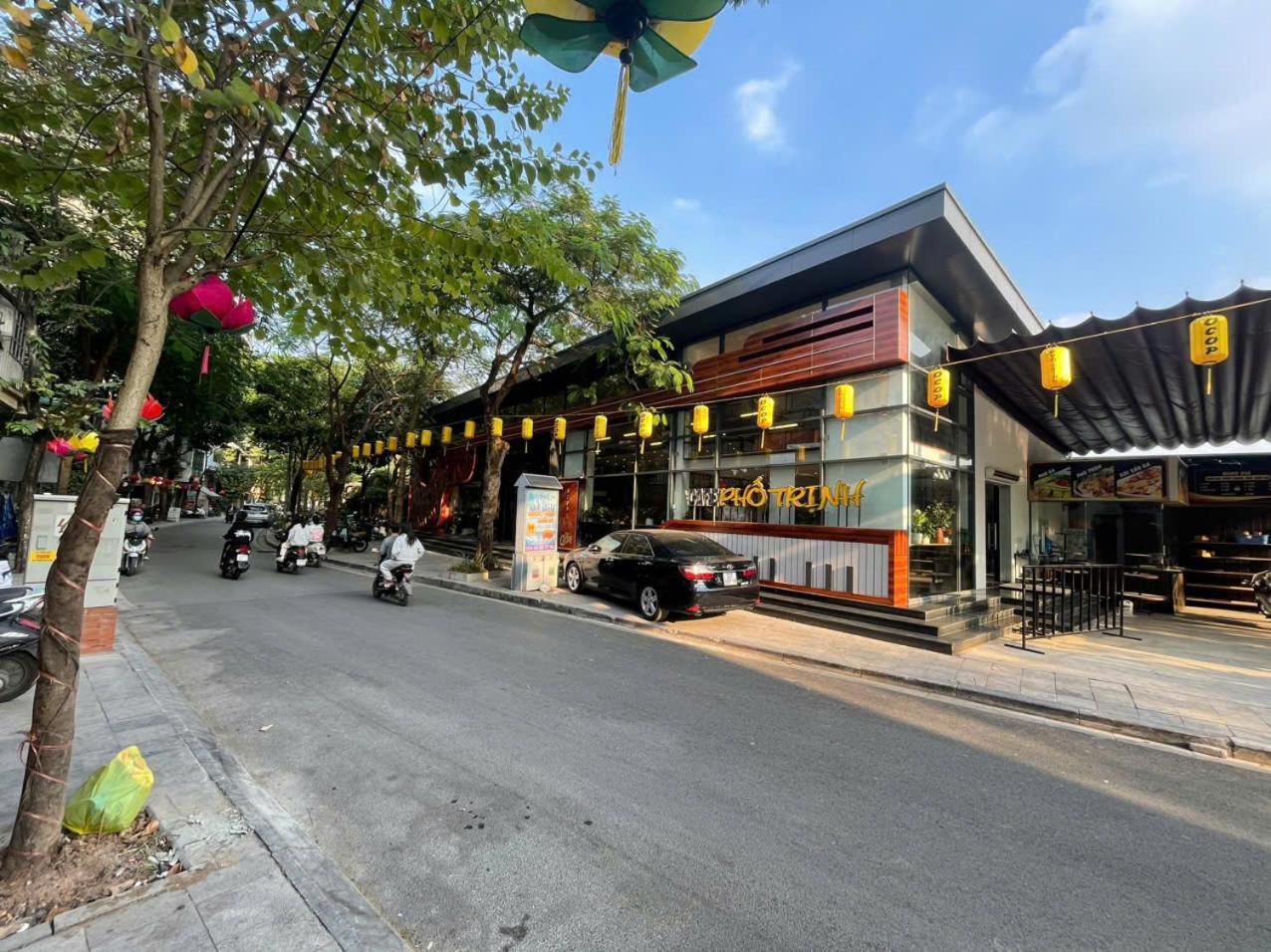 1342 Bedroom Chilling View Spacious Balcony Close Ho Tay Full Sunlight Apartment
